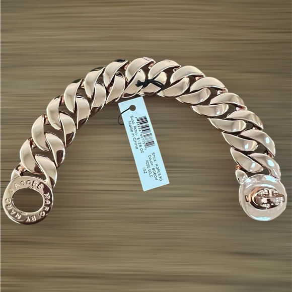 NWT Marc by Marc Large Rose Gold Cuban Chain with dust bag - Picture 2 of 2